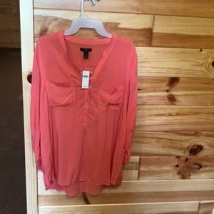 Gap large lightweight button sleeve tunic top
